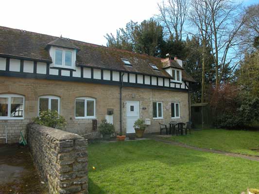 To let, garden cottages