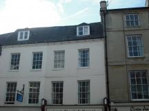 To let, Market Place